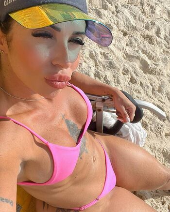Thatiane Oliveira