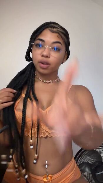 thawanymicaelly