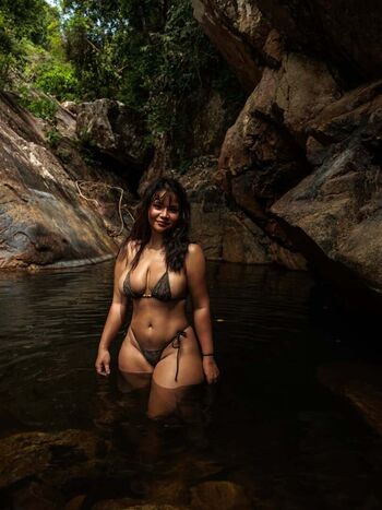 Thick Asian Women