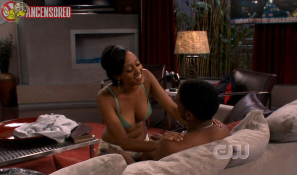 Tia Mowry