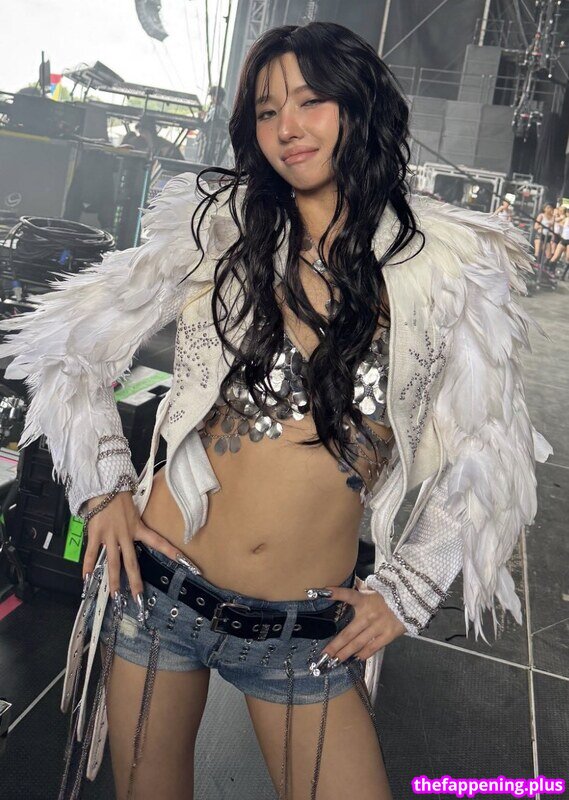 tiny.pretty.j