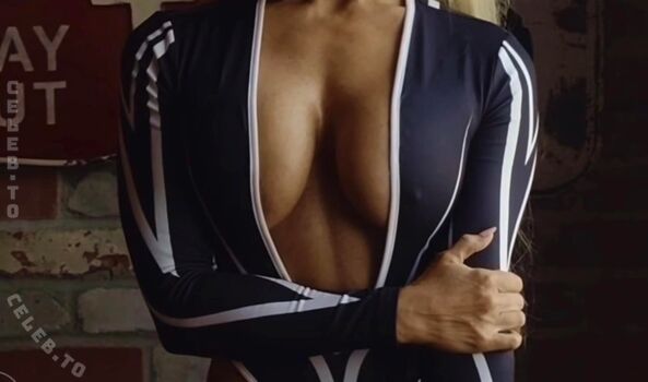 Trish Stratus