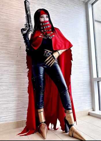 Vampybitme Linda Le