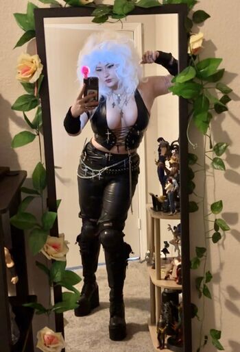 Venom.wifey