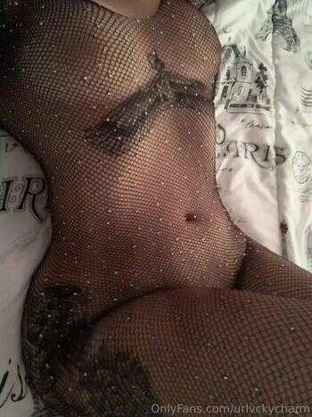 Vrluckycharm