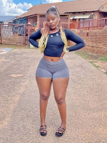 Vunene Taiwo Mabunda