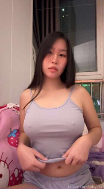 We Need To See More Her *Sibylcutie*