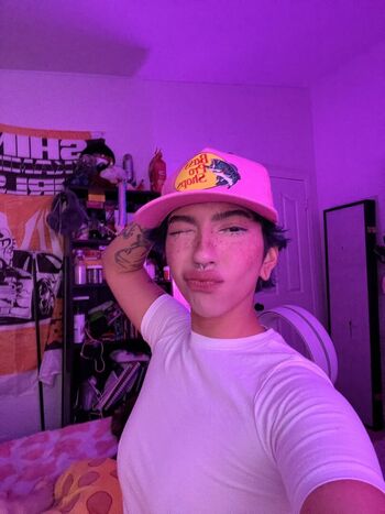 whosluxxx