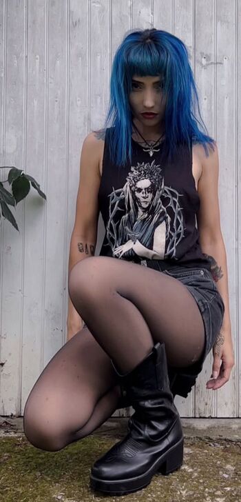 Witchy_womaan
