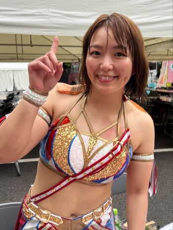 WomenJoshi