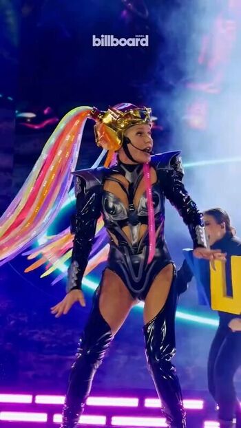 Xuxa Meneghel