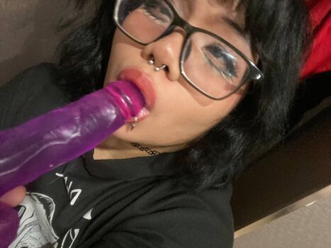 xxolyvxx