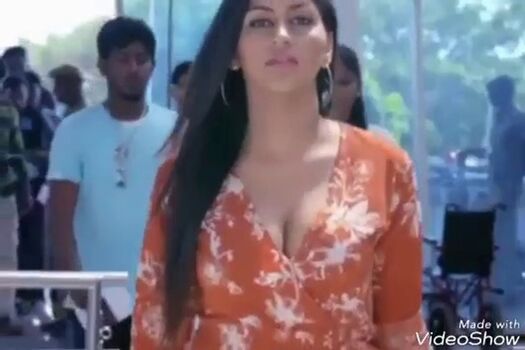 Yashika Anand