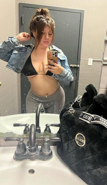 Yesenia S.