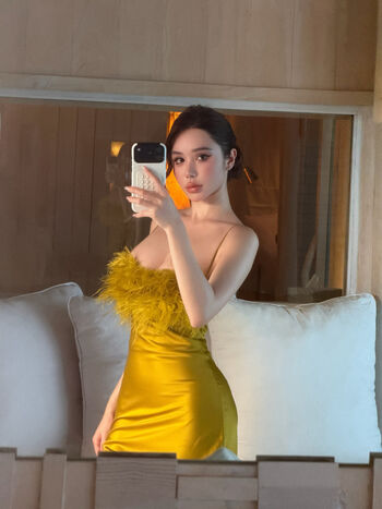 Yuan Sayuki Weme
